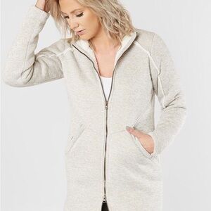 Avalanche Cream and Gray Fleece Jacket